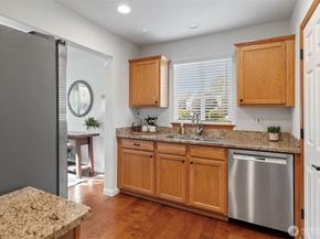 2530 123rd Place SW B, Everett WA 98204