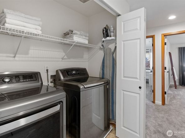 2530 123rd Place SW B, Everett WA 98204