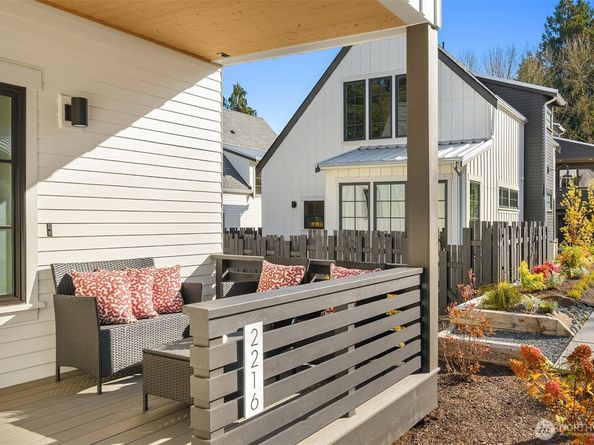 2216 NE 125th Street, Seattle WA 98125