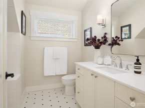 2216 NE 125th Street, Seattle WA 98125