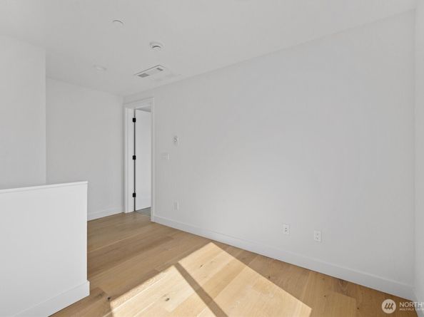 2011 Dexter Avenue N A, Seattle WA 98109