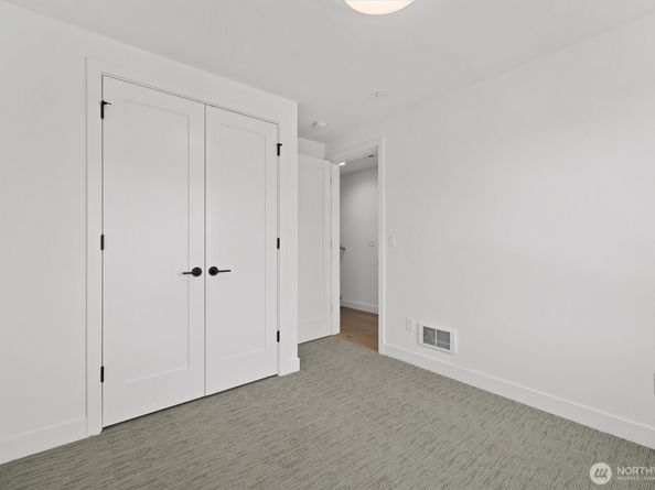 2011 Dexter Avenue N A, Seattle WA 98109