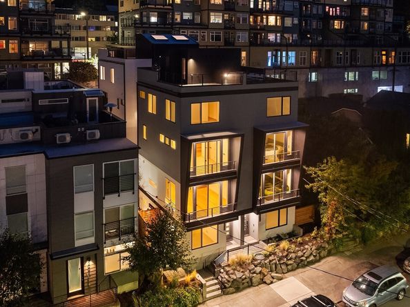 2011 Dexter Avenue N A, Seattle WA 98109