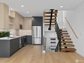 2011 Dexter Avenue N A, Seattle WA 98109