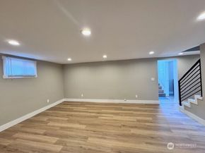 7901 16th Avenue SW, Seattle WA 98106
