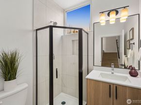 546 S Cloverdale Street A, Seattle WA 98108