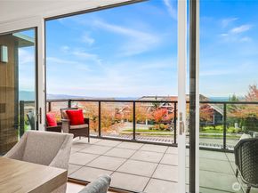 3037 NE Harrison Drive, Issaquah WA 98029