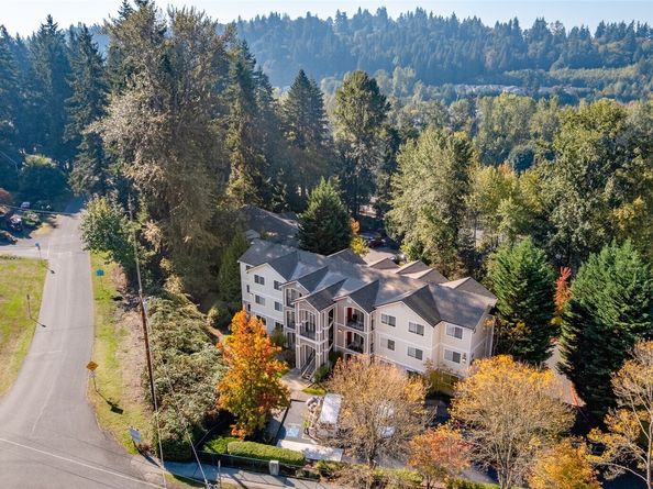 10709 Valley View Road B403, Bothell WA 98011