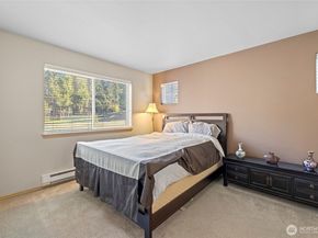 10709 Valley View Road B403, Bothell WA 98011