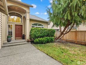 2713 181st Place SE, Bothell WA 98012