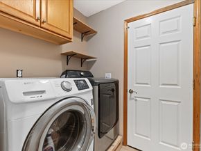 2713 181st Place SE, Bothell WA 98012