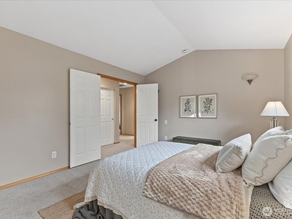 2713 181st Place SE, Bothell WA 98012