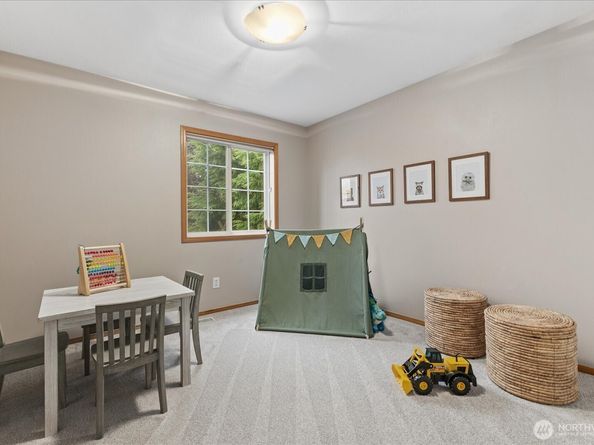 2713 181st Place SE, Bothell WA 98012