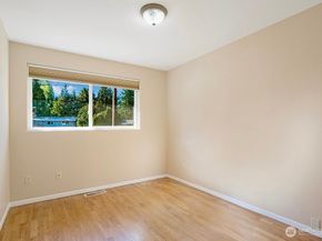 8609 SW 193 Place SW, Edmonds WA 98026