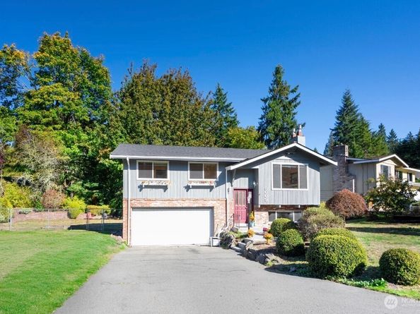 8609 SW 193 Place SW, Edmonds WA 98026