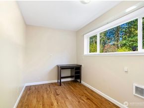 8609 SW 193 Place SW, Edmonds WA 98026