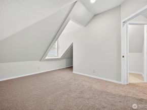917 23rd Avenue, Seattle WA 98122