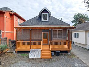 917 23rd Avenue, Seattle WA 98122