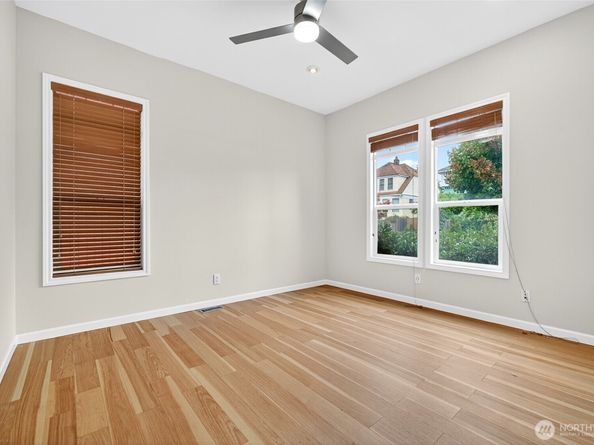 917 23rd Avenue, Seattle WA 98122