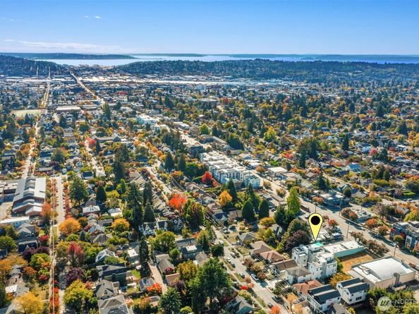 7717 Mary Avenue NW C, Seattle WA 98117