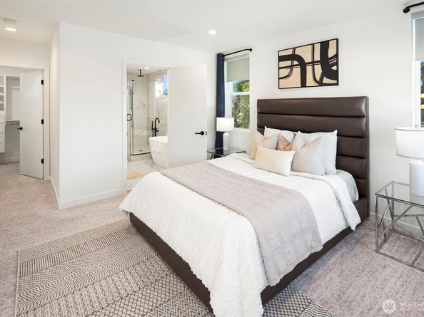 7717 Mary Avenue NW C, Seattle WA 98117
