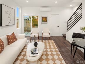 7717 Mary Avenue NW C, Seattle WA 98117