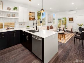 7717 Mary Avenue NW C, Seattle WA 98117