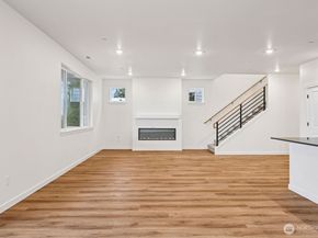 613 103rd Court SE SW 11, Lake Stevens WA 98258