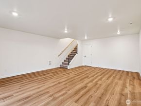 613 103rd Court SE SW 11, Lake Stevens WA 98258