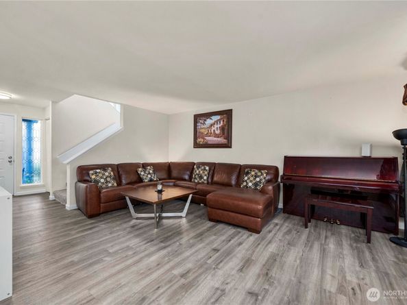 3208 SW 319th Place 39, Federal Way WA 98023