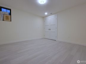 2918 74th Avenue, Mercer Island WA 98040