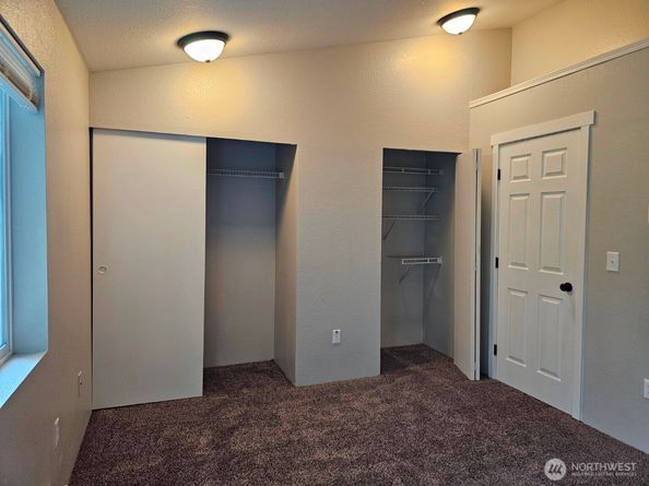 2100 S 336th Street P3, Federal Way WA 98003