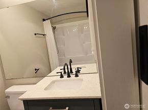 2100 S 336th Street P3, Federal Way WA 98003