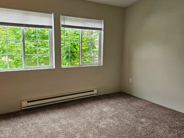 2100 S 336th Street P3, Federal Way WA 98003
