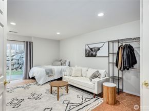 9418 NE Tidal Court, Bainbridge Island WA 98110