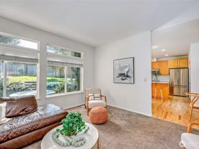 9418 NE Tidal Court, Bainbridge Island WA 98110