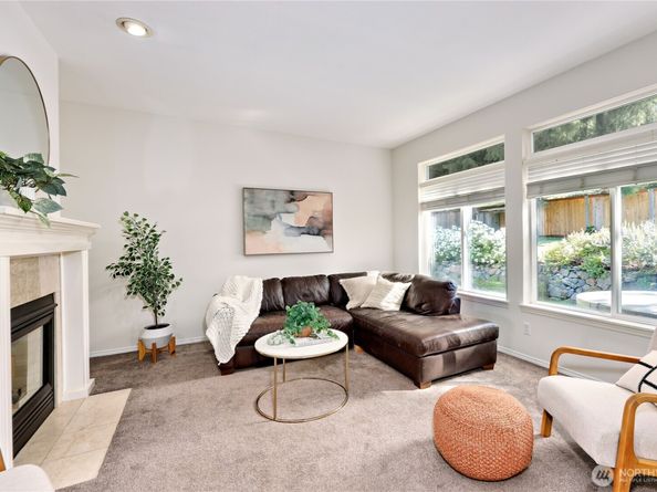 9418 NE Tidal Court, Bainbridge Island WA 98110