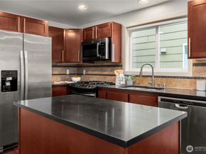 2120 W Ruffner Street, Seattle WA 98199
