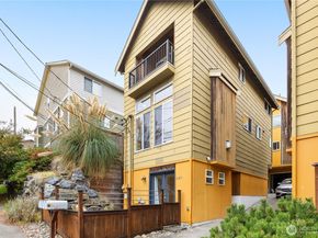 2120 W Ruffner Street, Seattle WA 98199