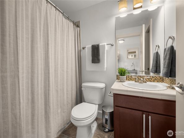2120 W Ruffner Street, Seattle WA 98199