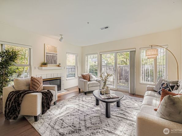 4808 NE Sunset Boulevard A101, Renton WA 98059