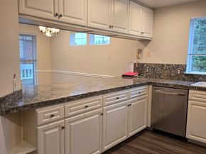 7207 210th Street SW 102, Edmonds WA 98026