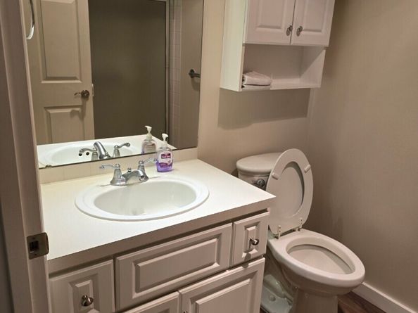 7207 210th Street SW 102, Edmonds WA 98026