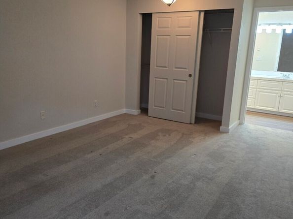 7207 210th Street SW 102, Edmonds WA 98026