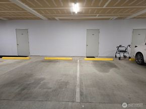 7207 210th Street SW 102, Edmonds WA 98026