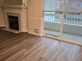 7207 210th Street SW 102, Edmonds WA 98026