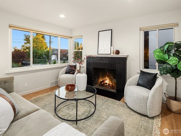 1556 S Pearl Street, Seattle WA 98108