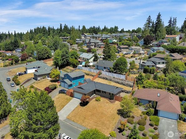 8851 48th Place W, Mukilteo WA 98275