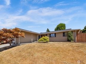 8851 48th Place W, Mukilteo WA 98275