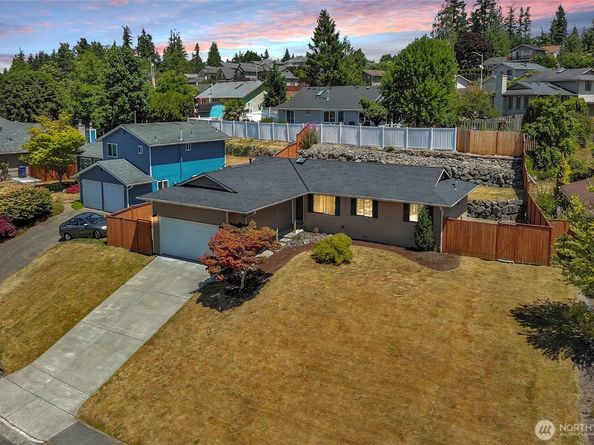 8851 48th Place W, Mukilteo WA 98275